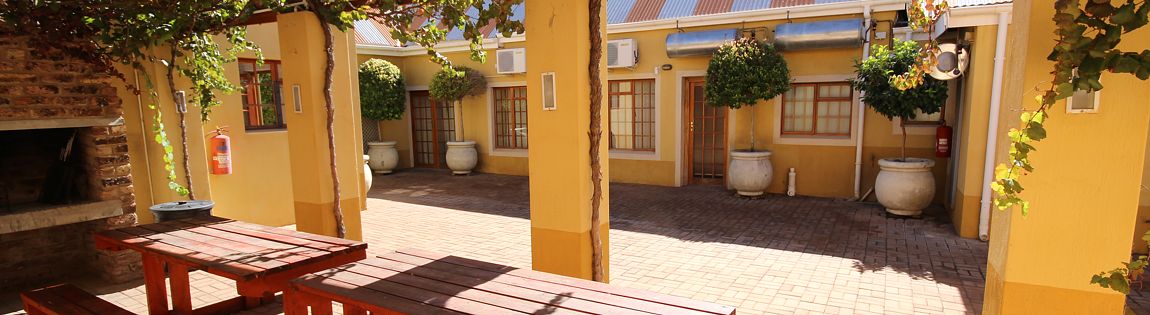 Appirklaas self catering accommodation - your home away from home in Beaufort West